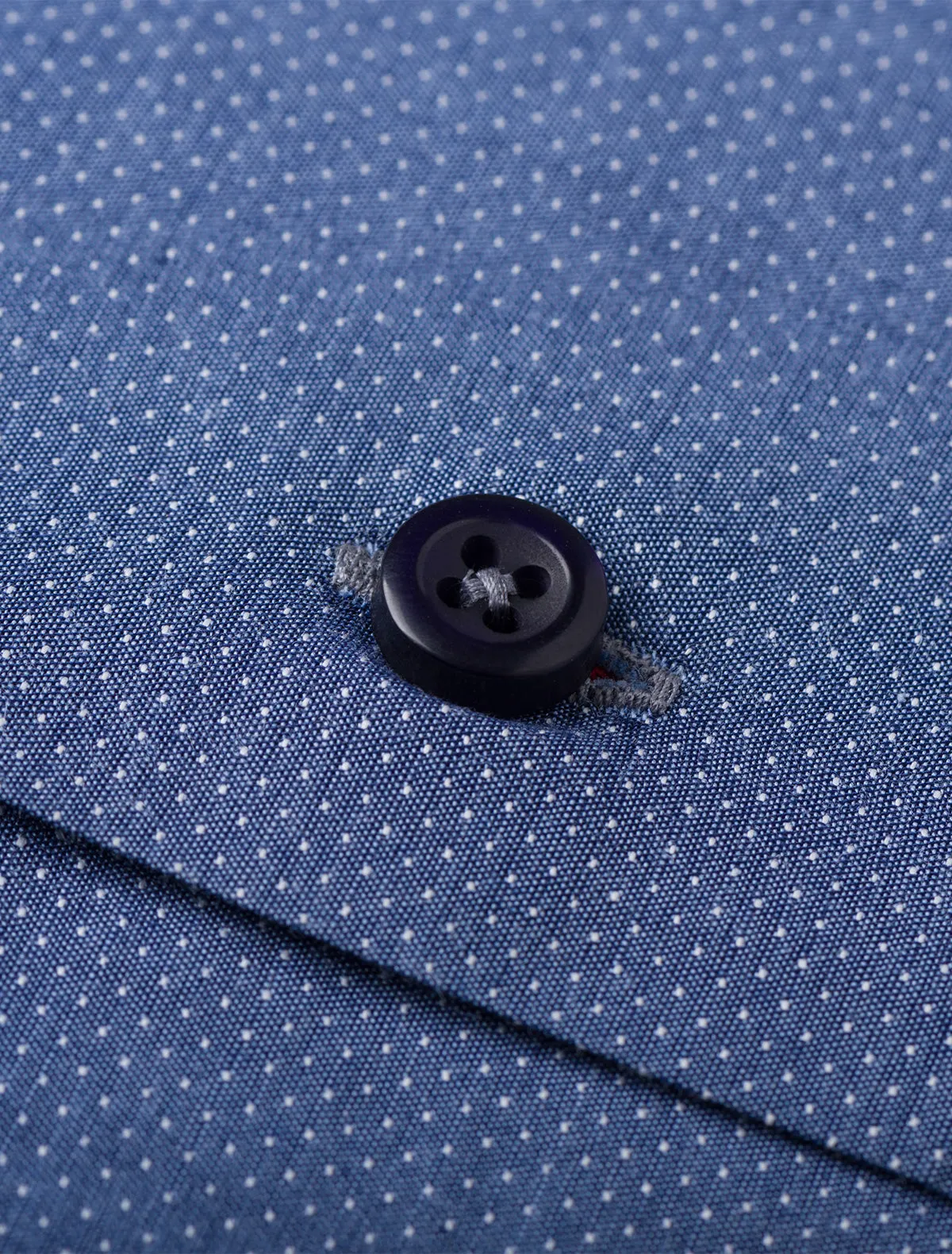 BLUE BUTTON-DOWN SHIRT