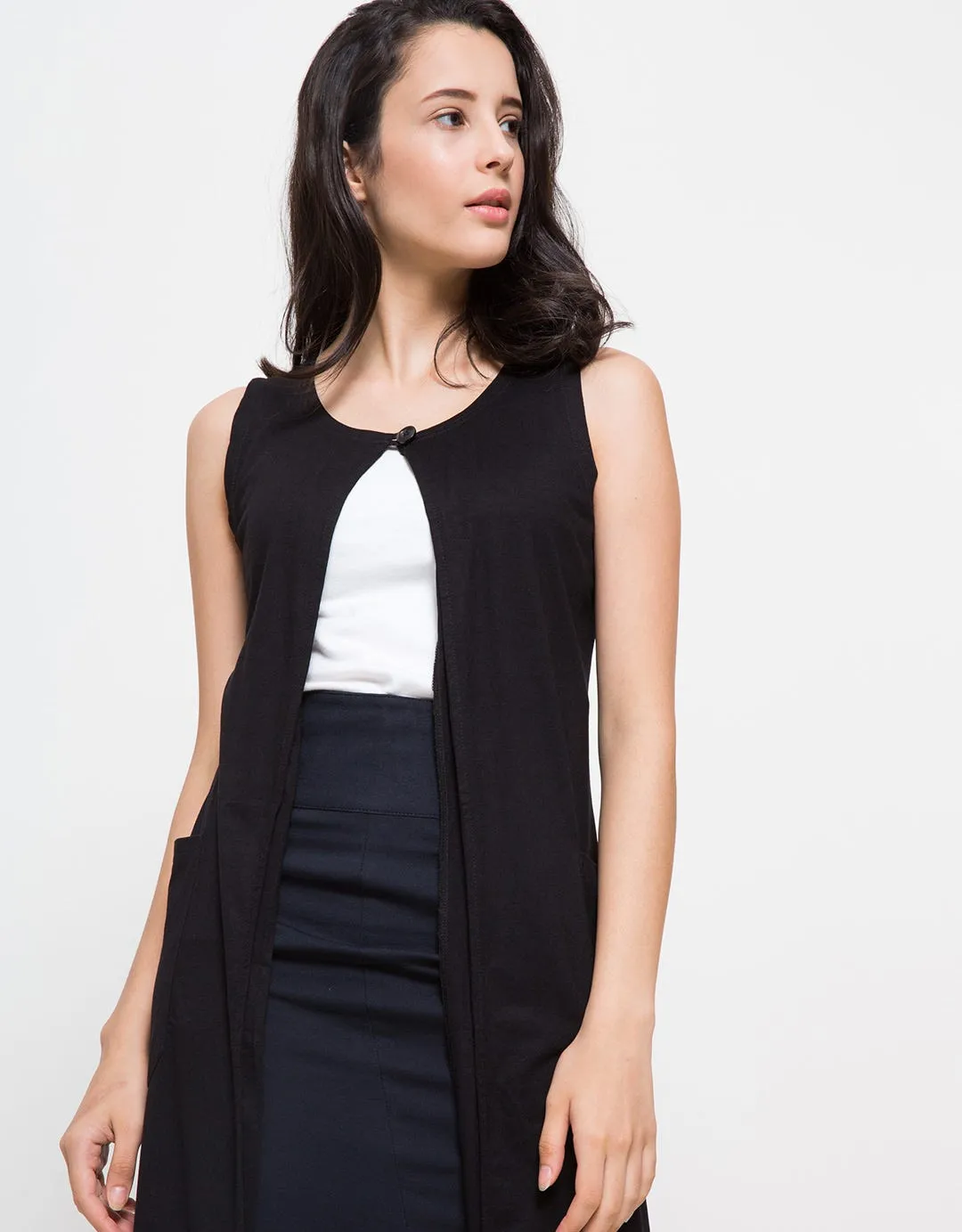 C2 Women's Nagita Sleeveless Outerwear