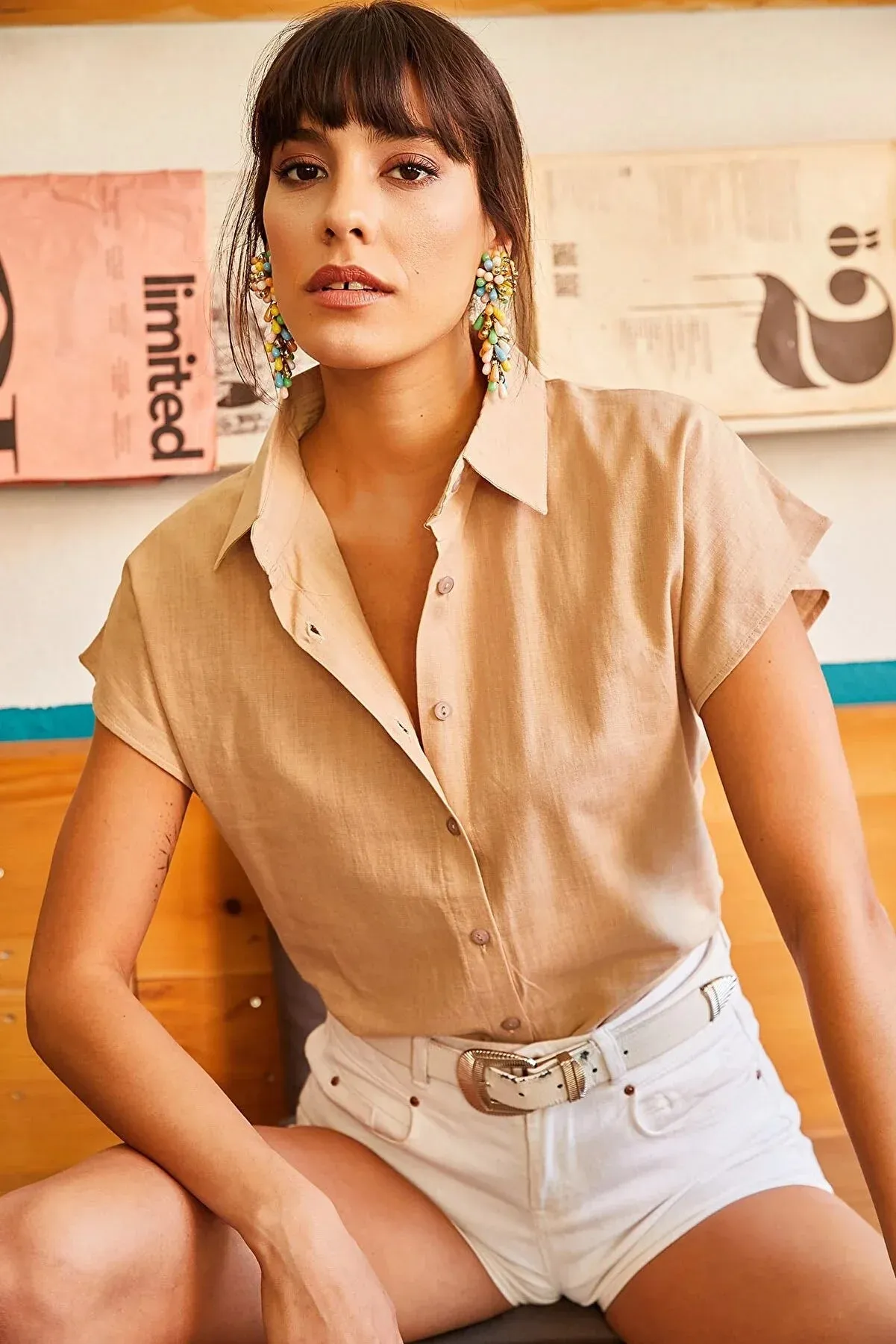 Classic Linen Blend Button Down Short Sleeve Shirt