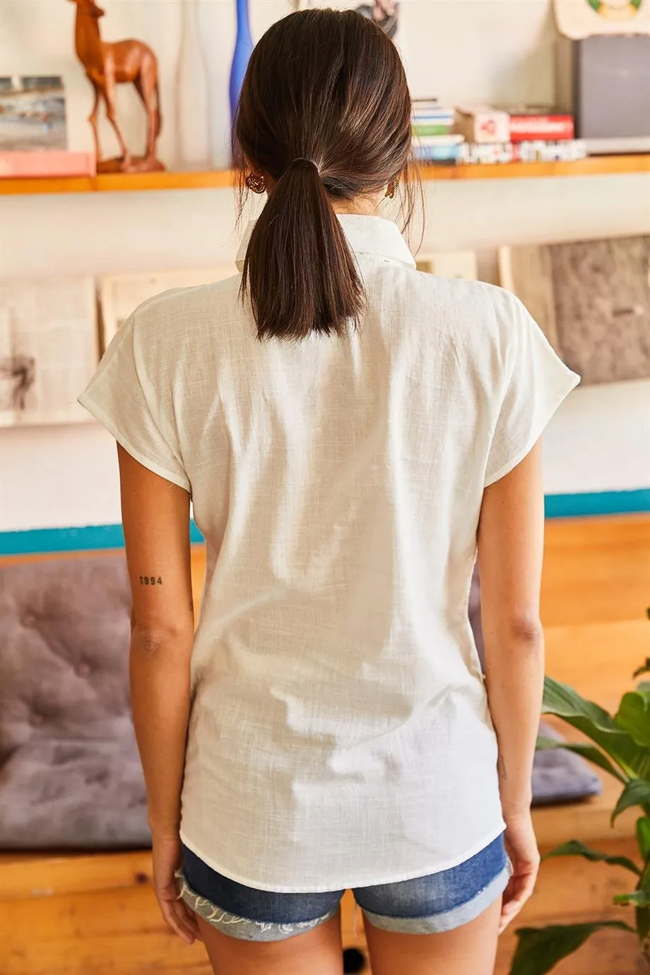 Classic Linen Blend Button Down Short Sleeve Shirt