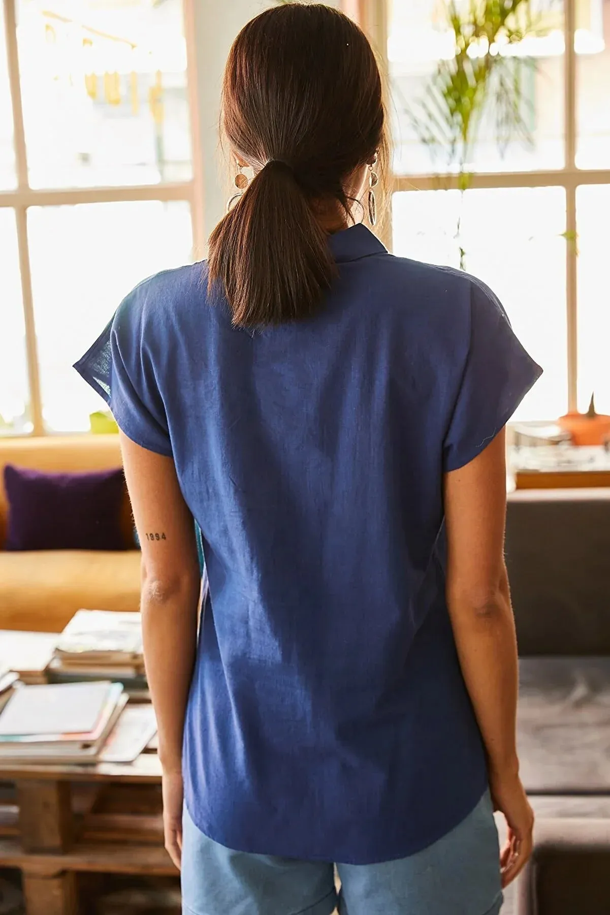Classic Linen Blend Button Down Short Sleeve Shirt
