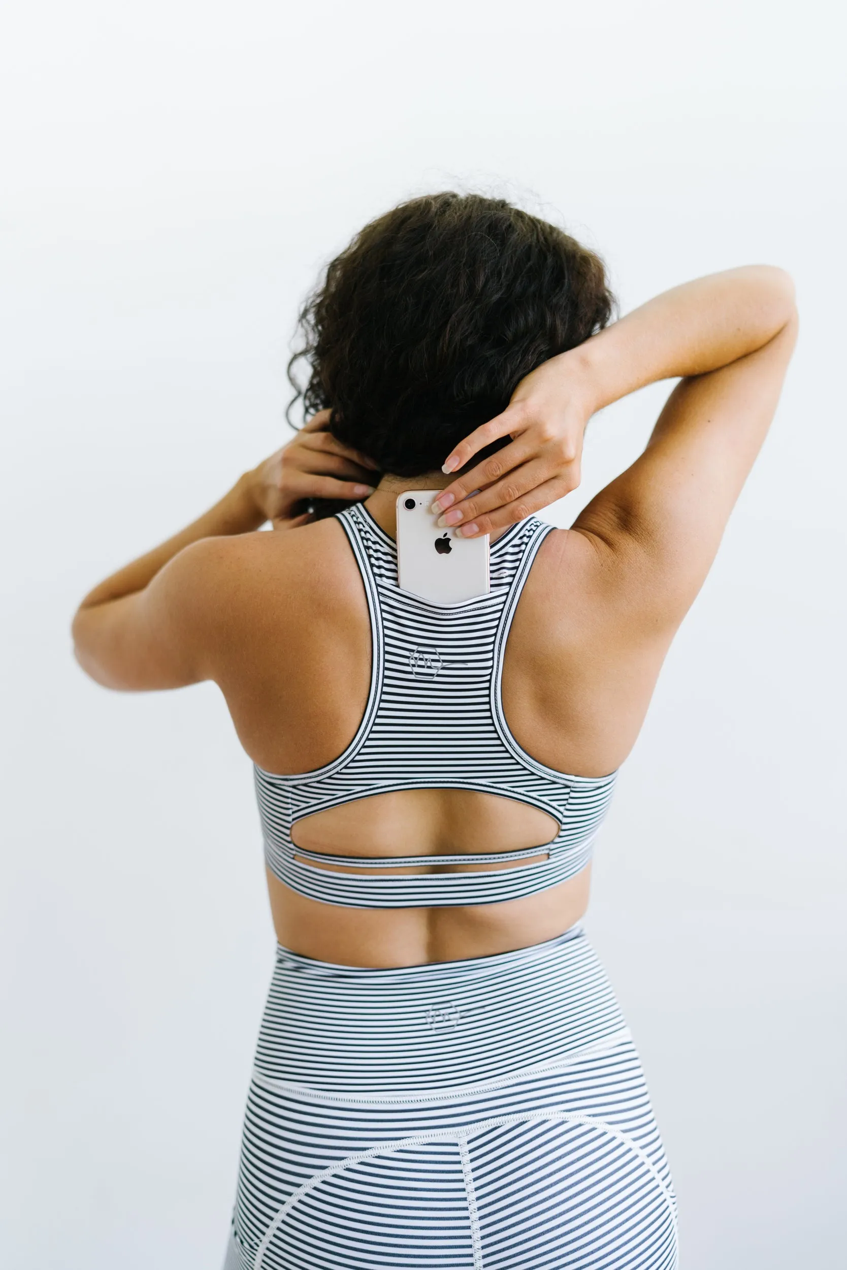 Power Sports Bra - B&W Stripe | MT SPORT