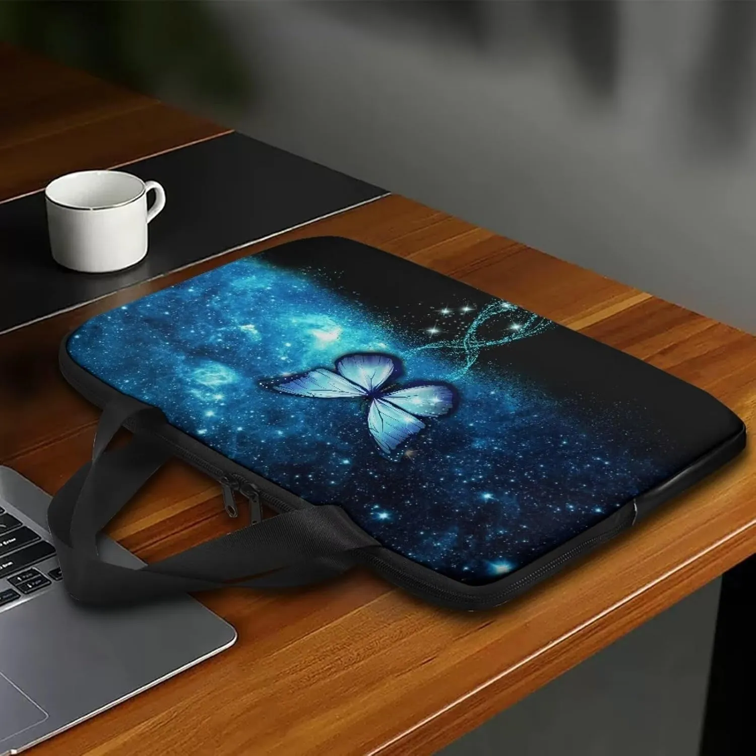 PU Leather Laptop Bag Design for Business Professional Commuter, Protective Sleeve Fits Laptop