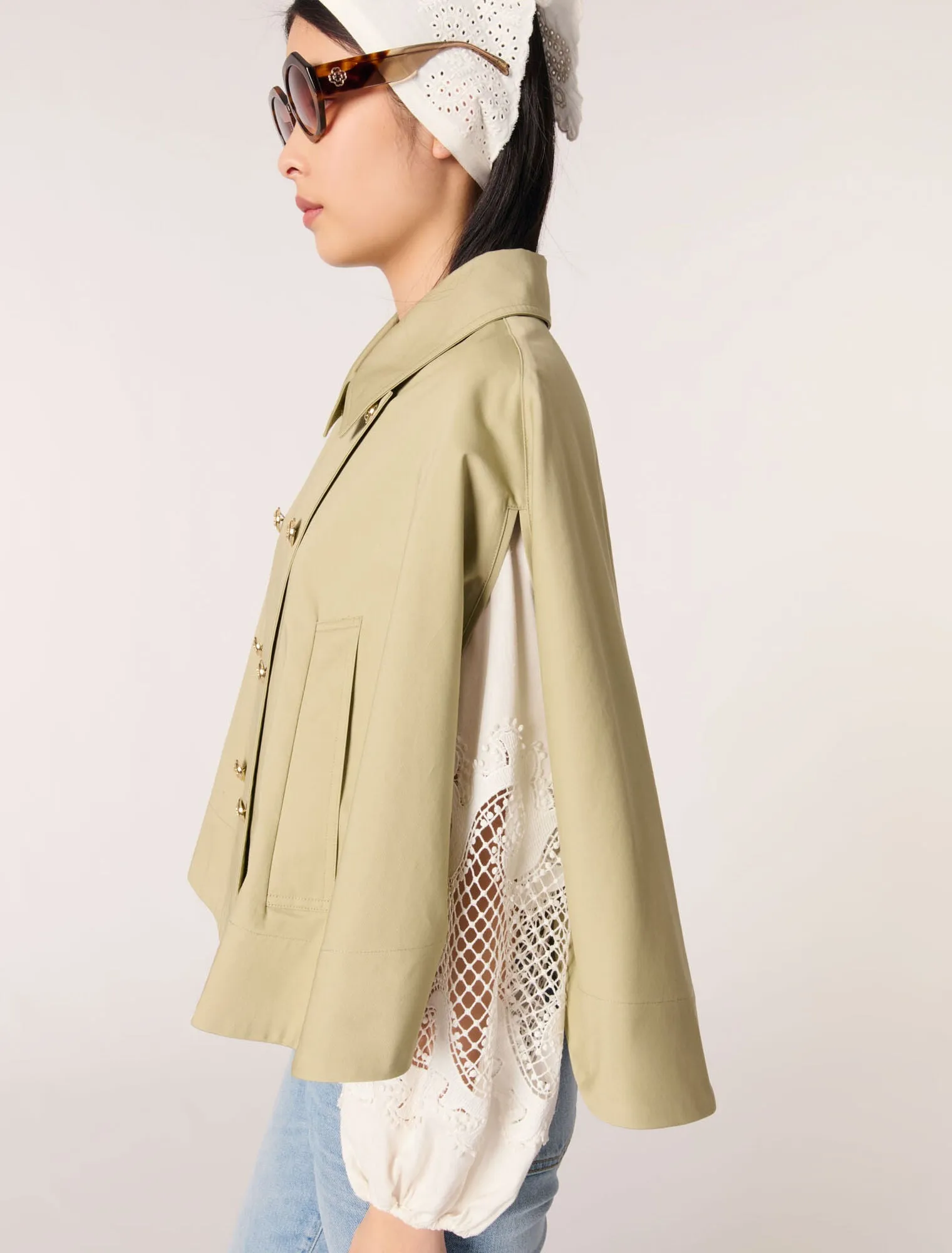 Short cape-effect trench coat