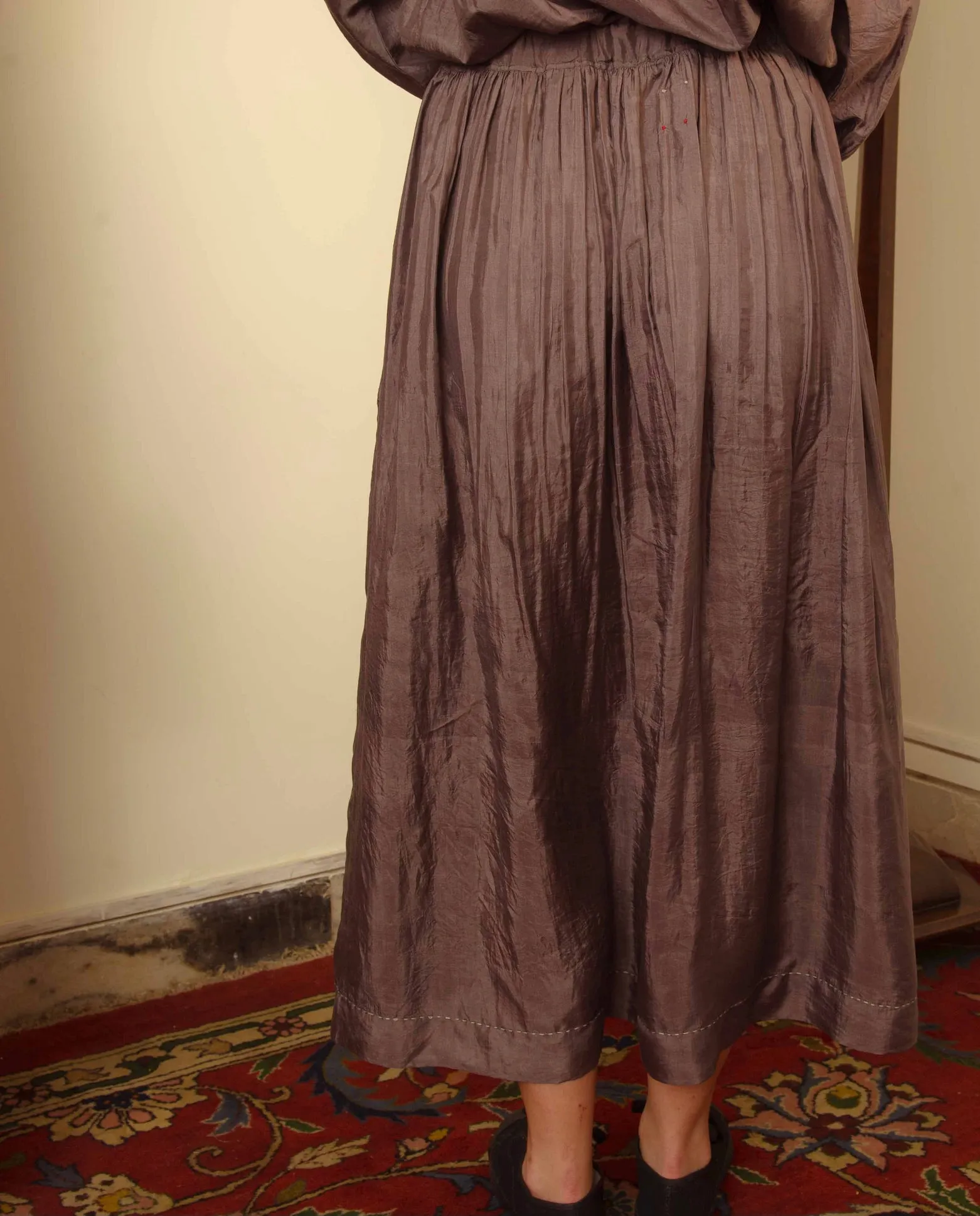 SOMA SILK SKIRT - Dove Grey