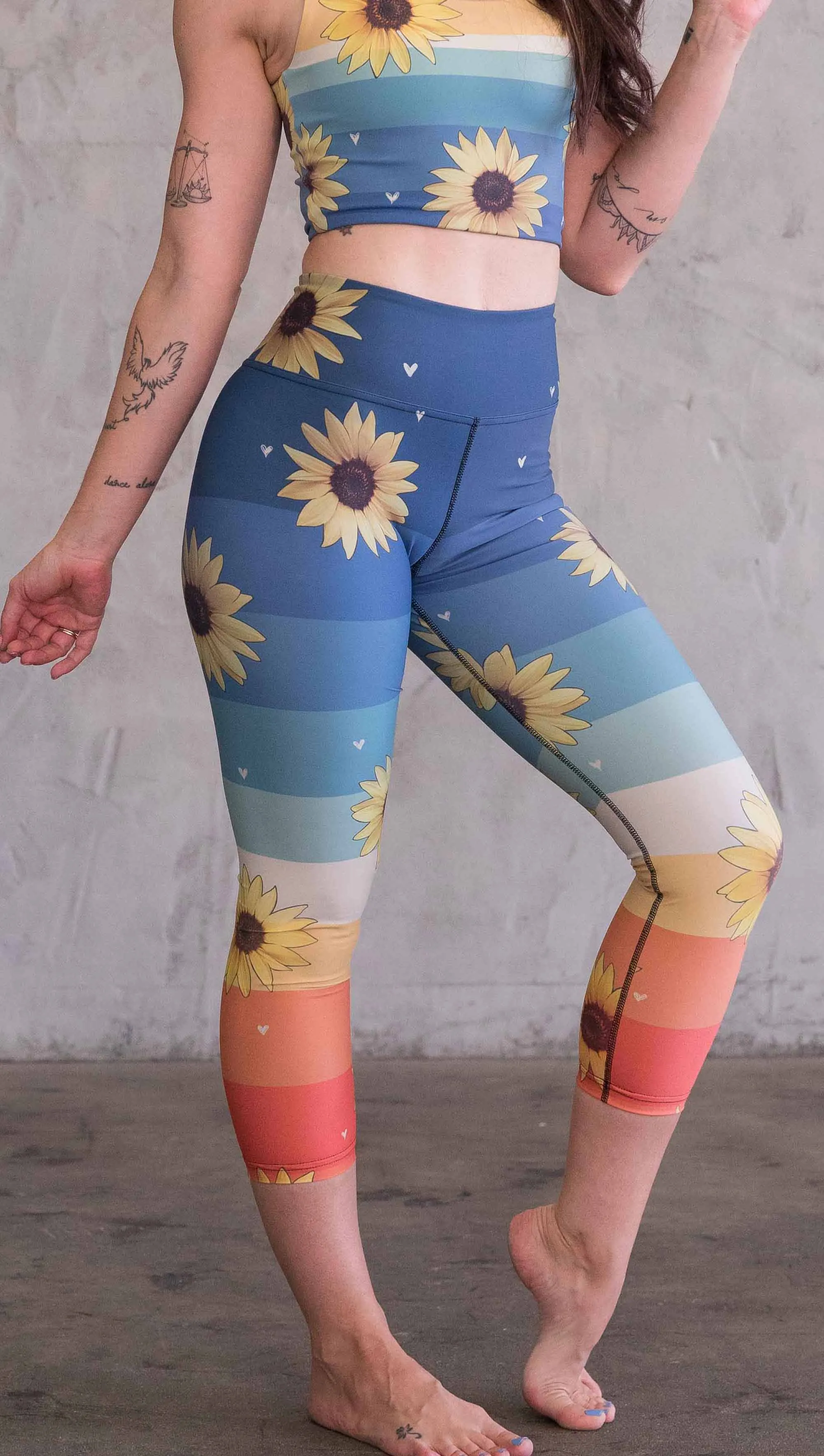 Sunflowers - Triathlon Capri Leggings